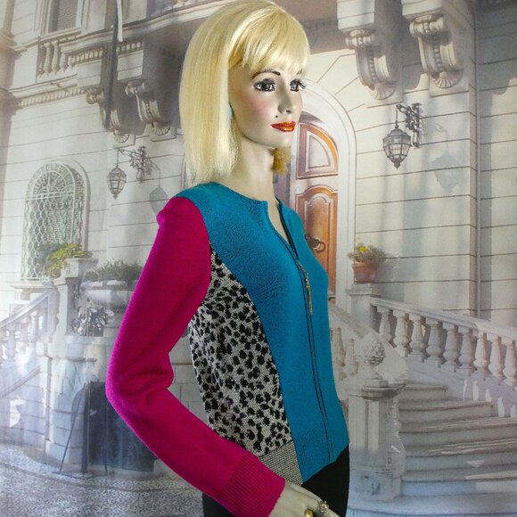 St. John Sweater and Skirt Set 2-Piece Size 4Turquoise Fuchsia Black w Blk Skirt